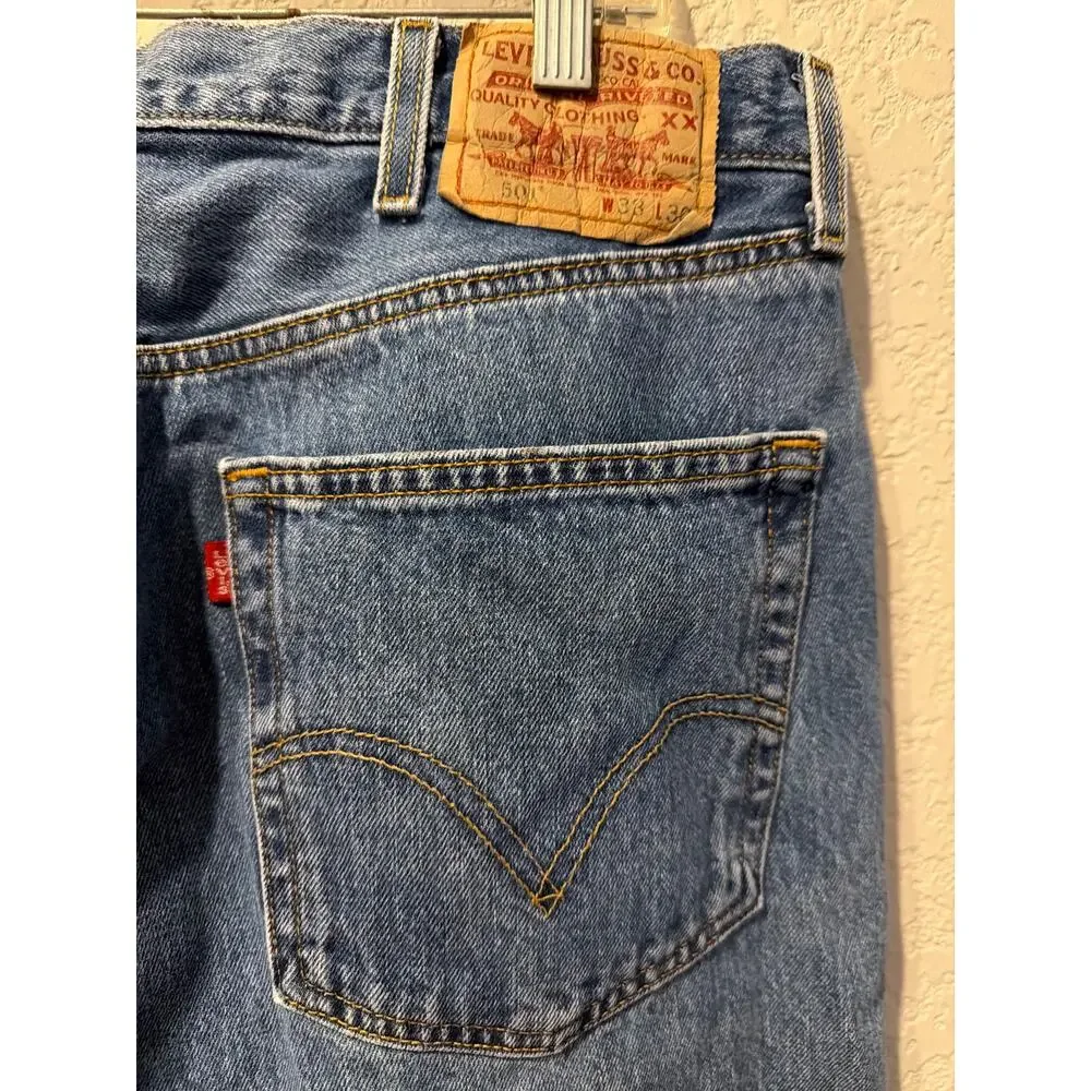⭐️ Men’s Levi’s 501 Buttonfly Straight Leg Jeans Size 38X30 Classic Everyday